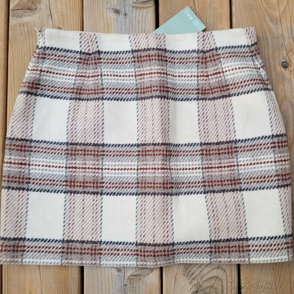 H&M wool blend skirt - Picture 3 of 3
